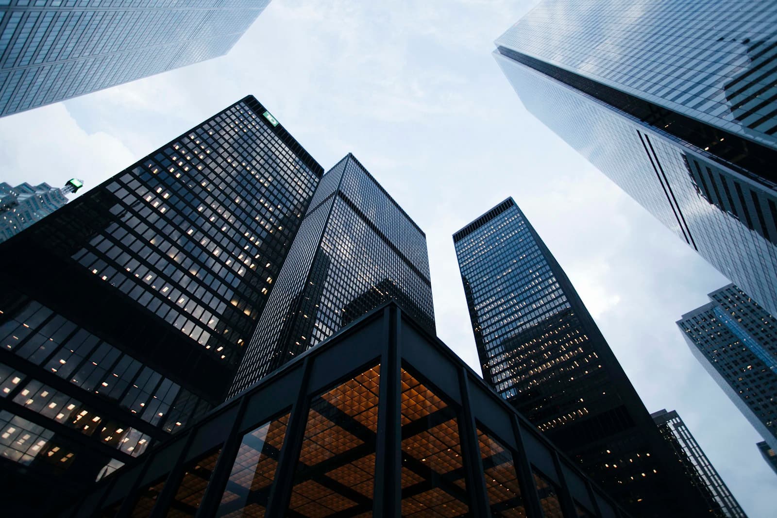 UAE Holding Company Setup: How to Structure One and Why Founders Use Them