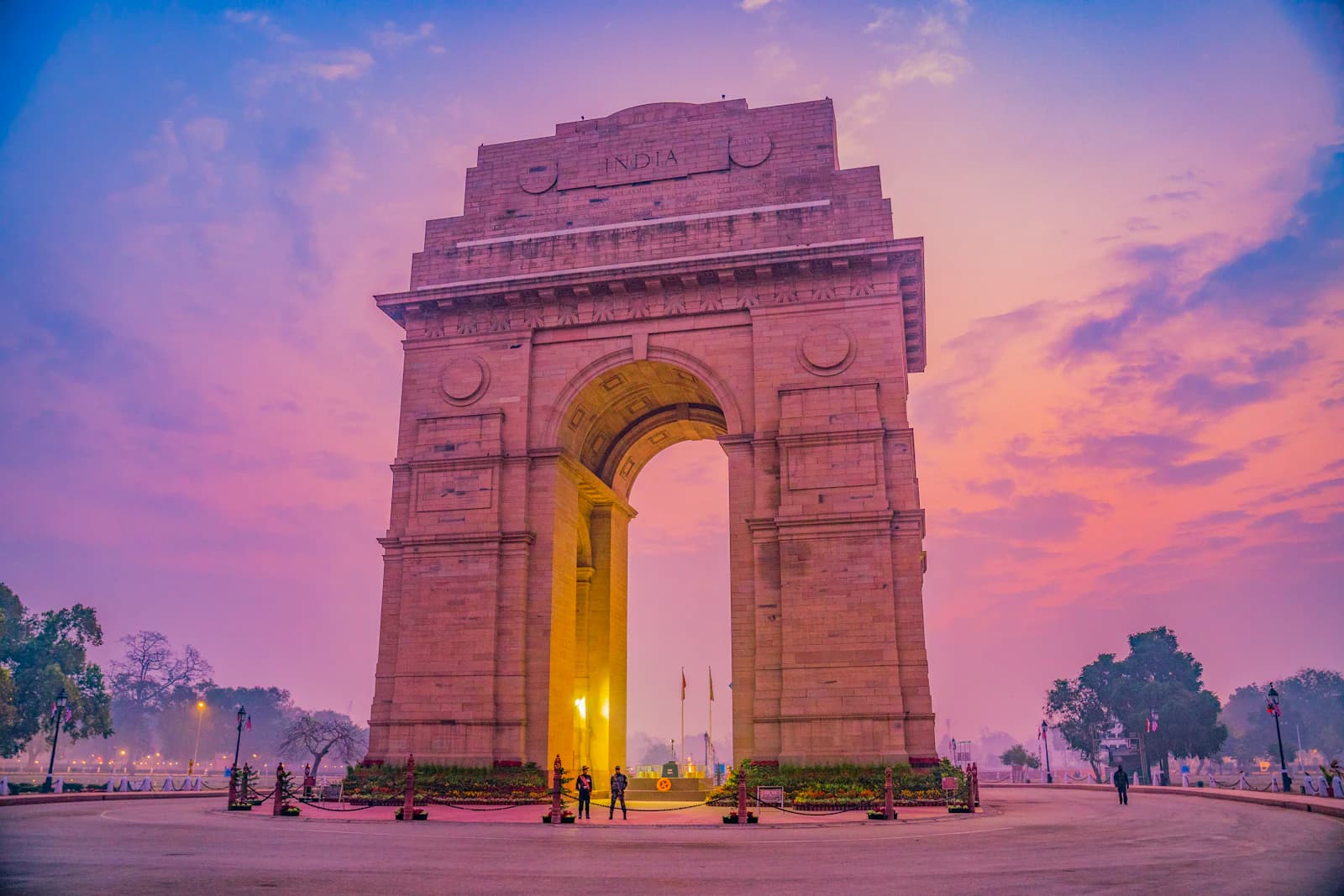 How to Set Up a UAE Company from India: FEMA, LRS, ODI and Documents Explained